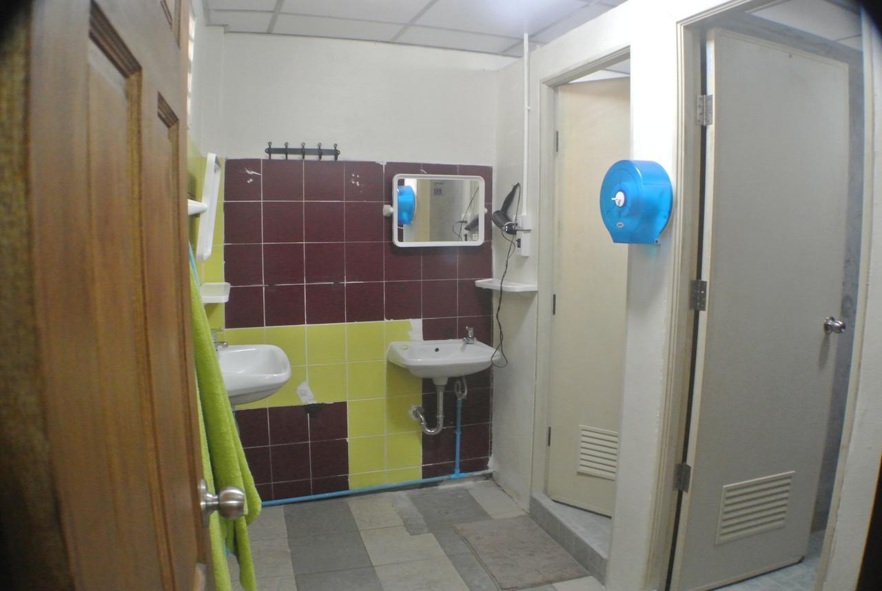 On Nut Hostel Ban Khlong Nang Li Luaran gambar